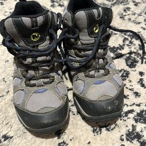 Kids size 13 waterproof hiking boots
